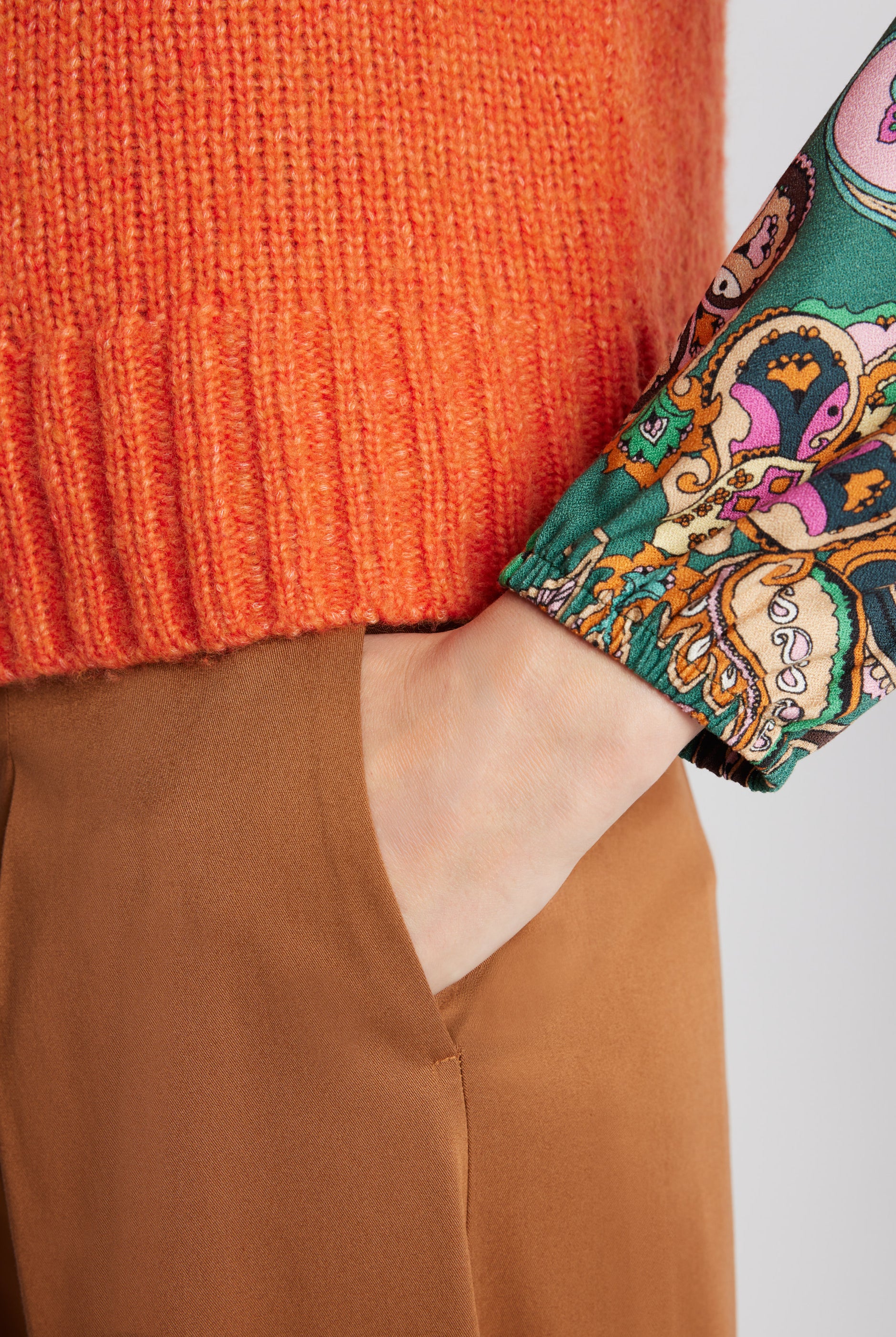Legerer Strickpullunder DEPULI mit Rundhalsausschnitt in Orange