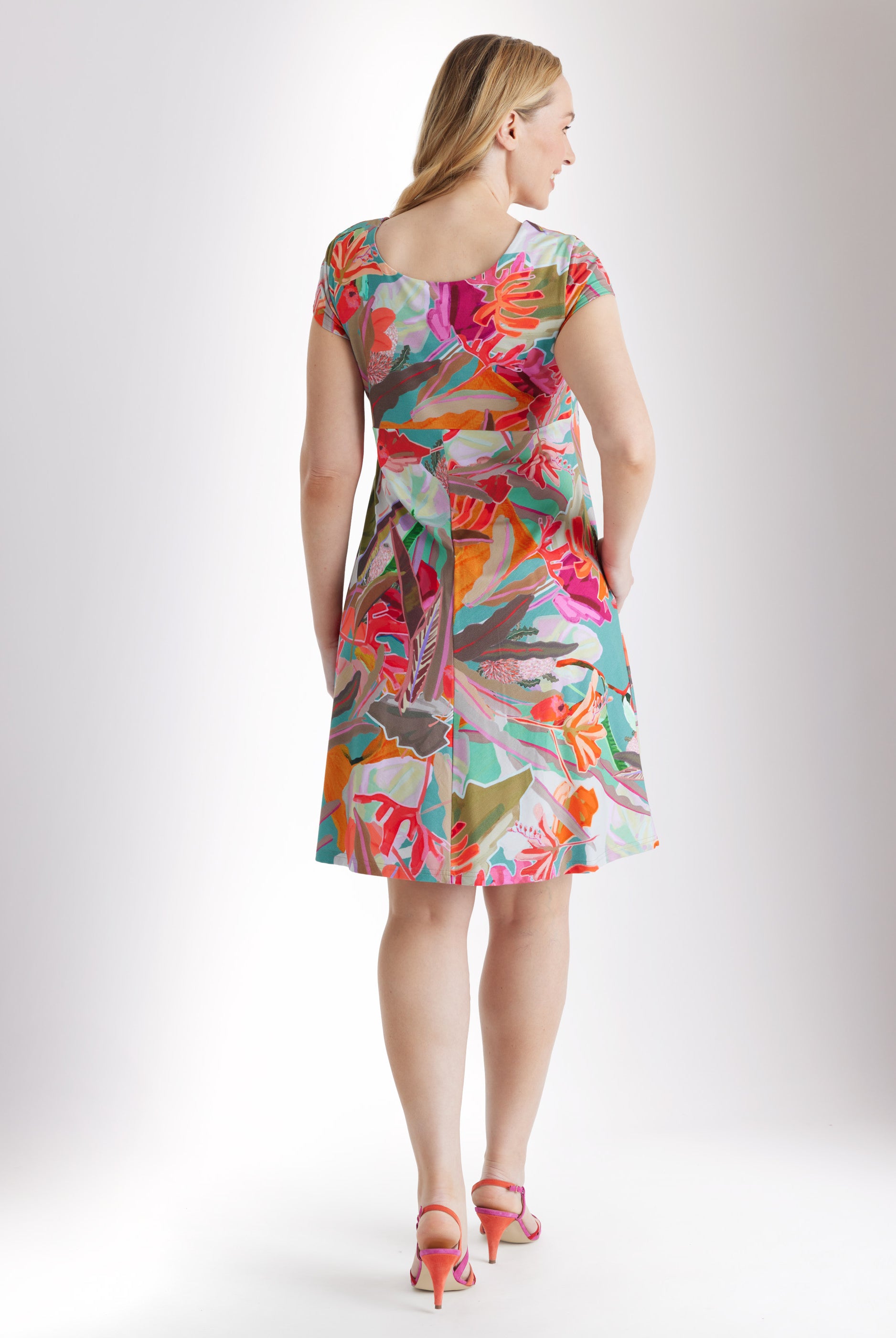 Tailliertes Kleid JOLIVA aus Viskosejersey mit Stretch - FOX'S - Fashion