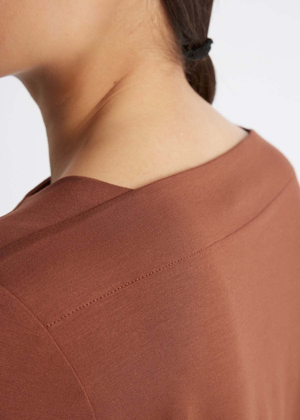 Gerades Shirt CESONTA aus softem Viskosejersey - FOX'S-Fashion