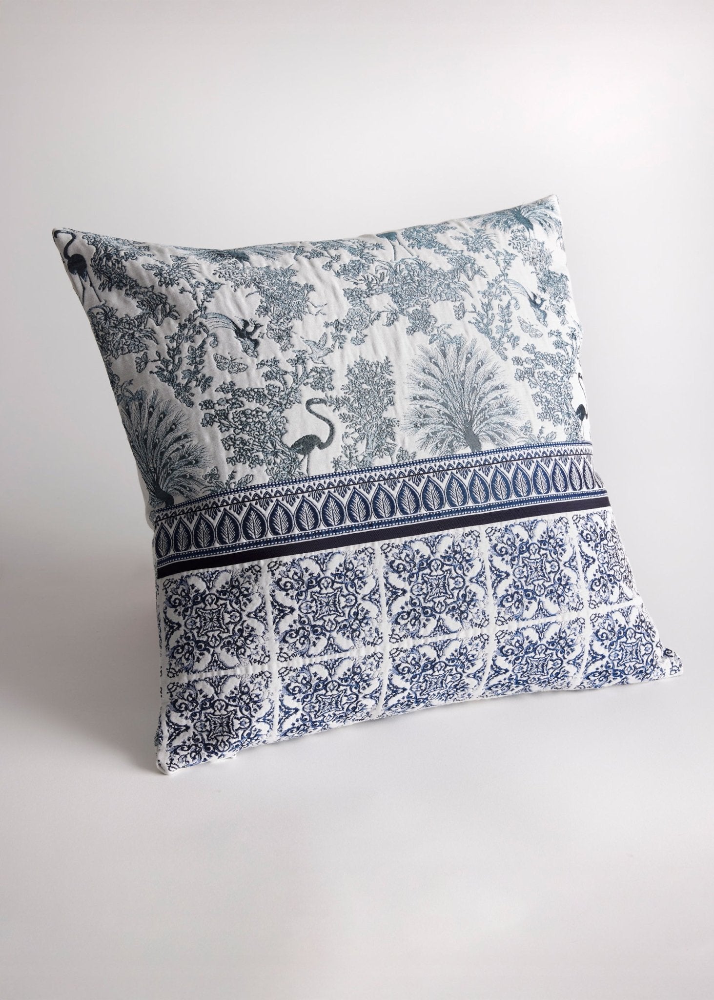 Gewebte Dekokissenhülle EVELIN in edlem Jacquard aus Baumwoll - Viskose - Mix - FOX'S - Fashion