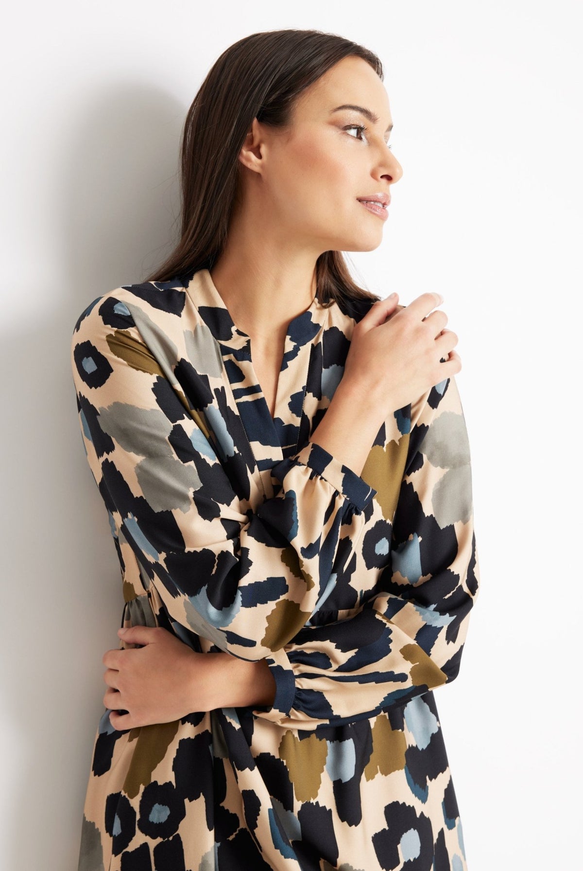Kurzes Kleid VALUNA aus 100 % Viskose in leichter A-Linie - FOX'S-Fashion