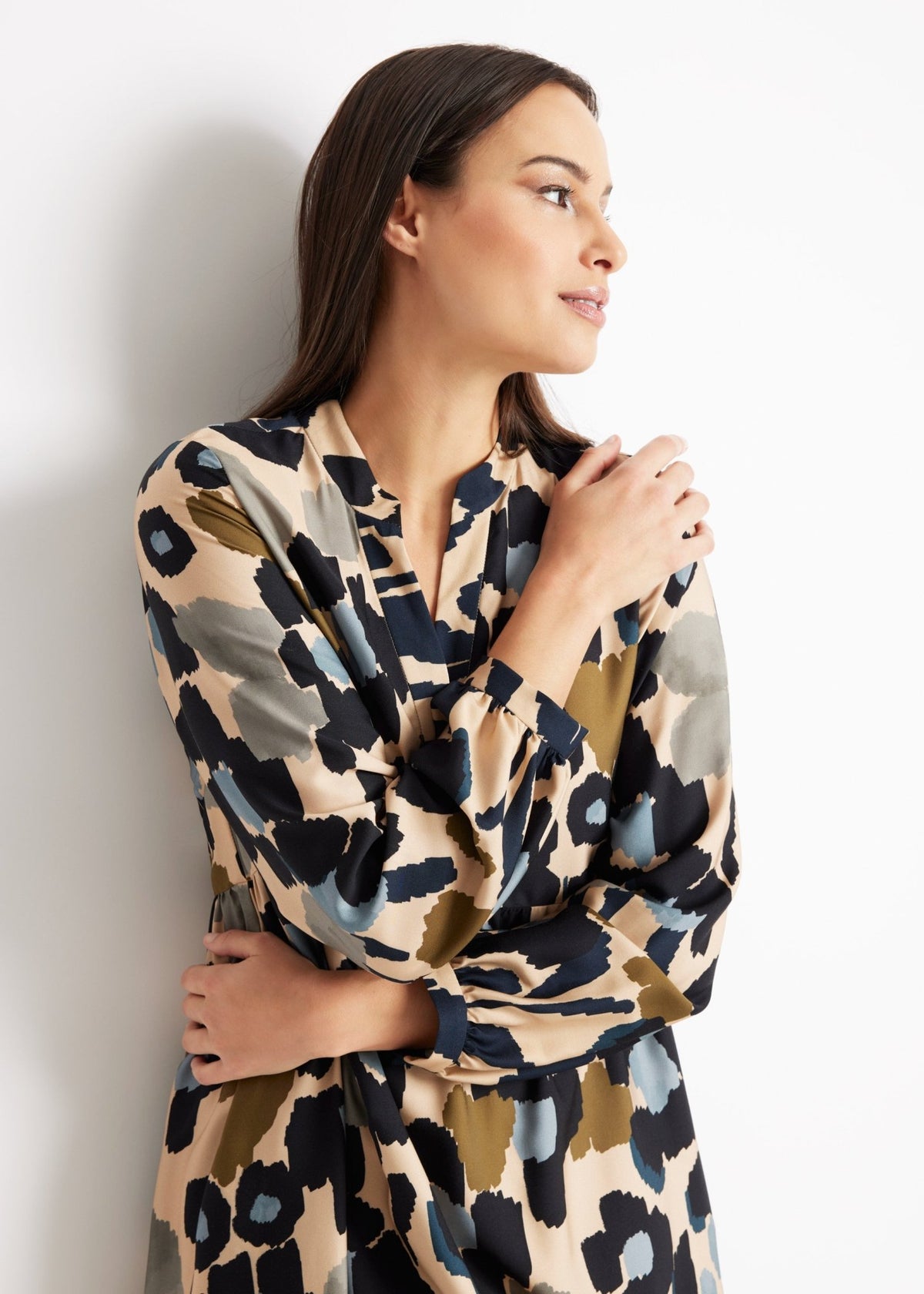 Kurzes Kleid VALUNA aus 100 % Viskose in leichter A-Linie - FOX'S-Fashion