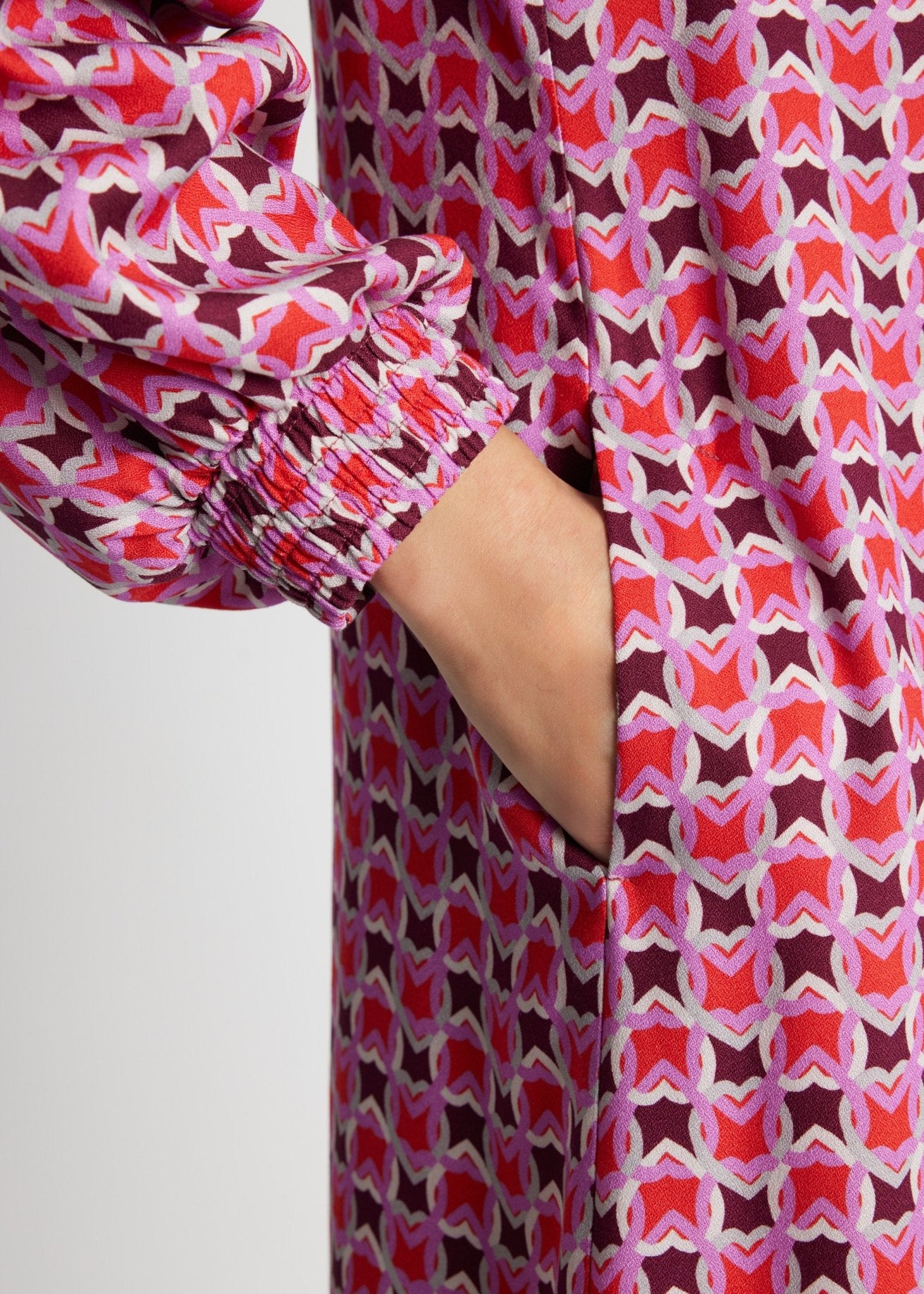 Kurzes Kleid VYBYLIA aus 100 % Viskose in A-Linie - FOX'S-Fashion