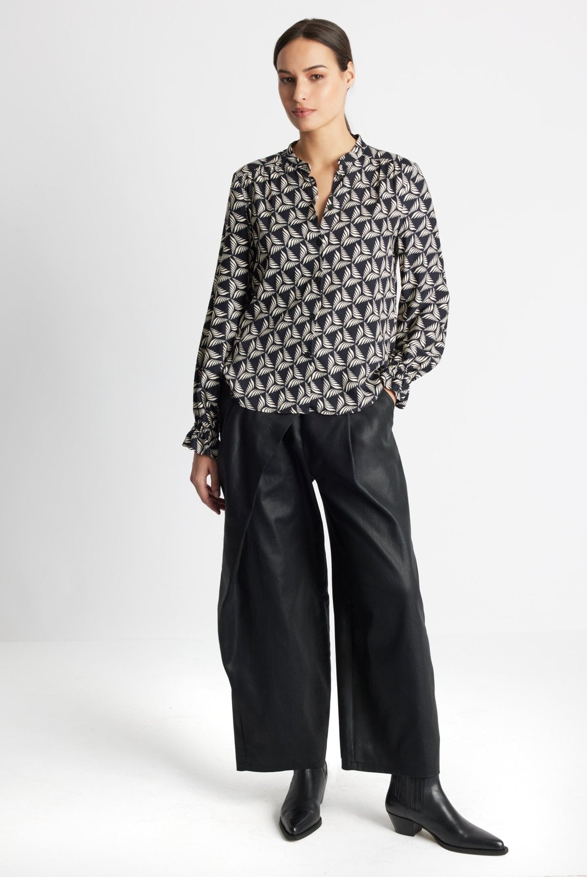 Legere Bluse VALYRA aus 100 % Viskose - FOX'S-Fashion