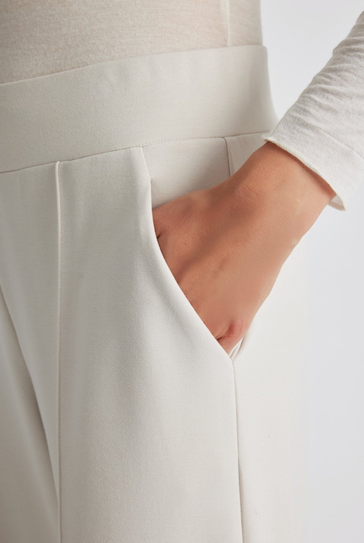 Legere Hose INANA aus Viskose-Mix mit Stretch - FOX'S-Fashion