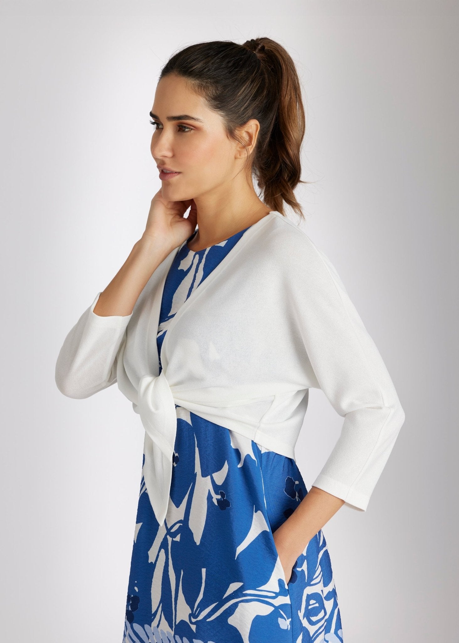 Bolero HOLLYWOOD zum Binden mit langen Ärmeln in Weiß