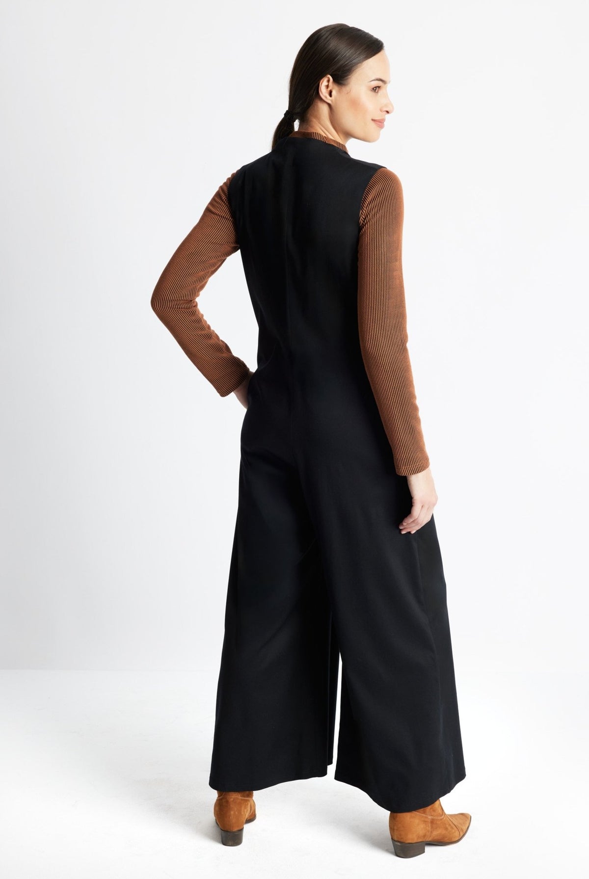 Legerer Jumpsuit QUMSUI aus glattem Viskosejersey - FOX'S-Fashion