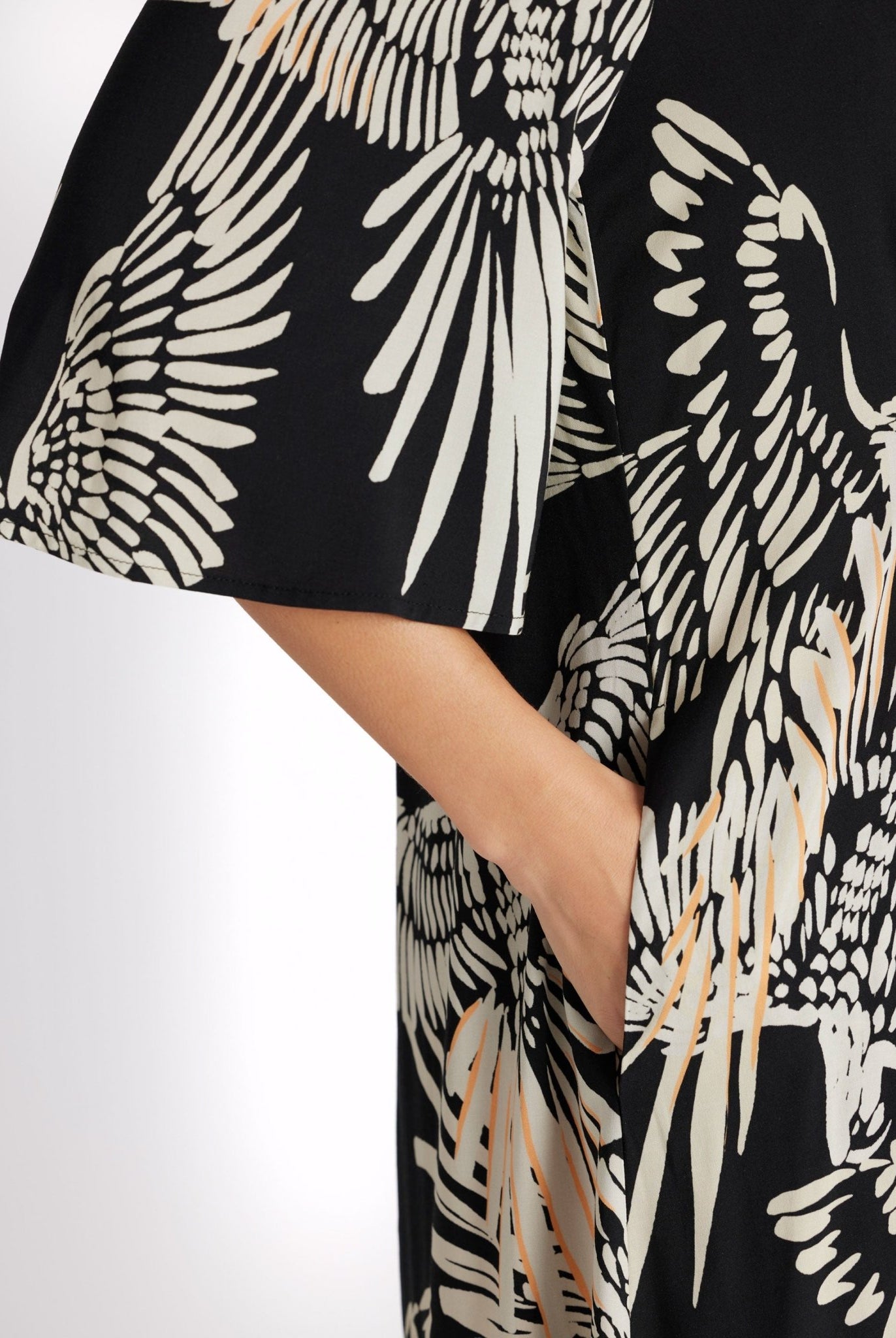 Legeres Midi - Kleid WYNADJA aus Viskose - FOX'S - Fashion