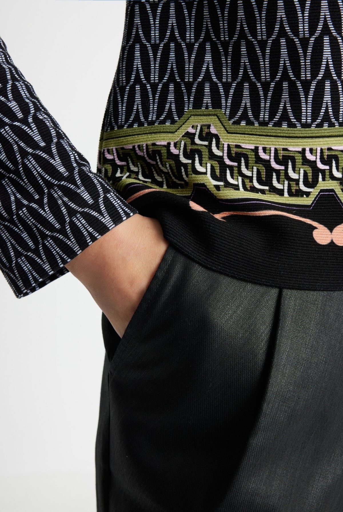 Leicht taillierter Pullover RAPULO aus Viskose-Mix - FOX'S-Fashion
