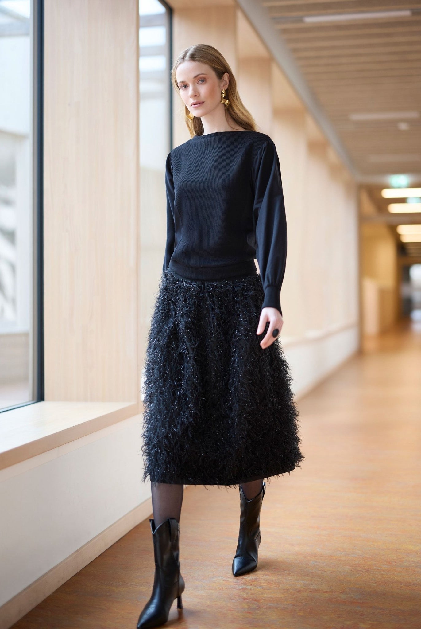 Rock LAFEDRO in Midi-Länge mit Fransen-Optik in Schwarz