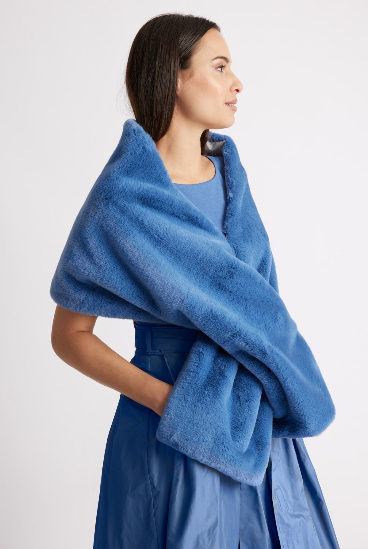 Rechteckige Stola TESTOLA aus Kunstfell - FOX'S-Fashion