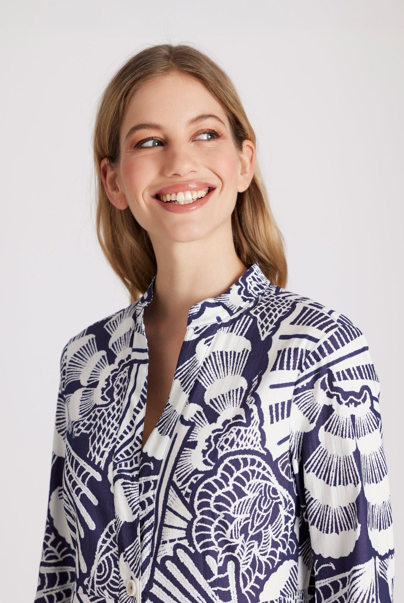 Tailliertes Midi - Kleid UVENTIA aus Bio - Baumwolle - FOX'S - Fashion