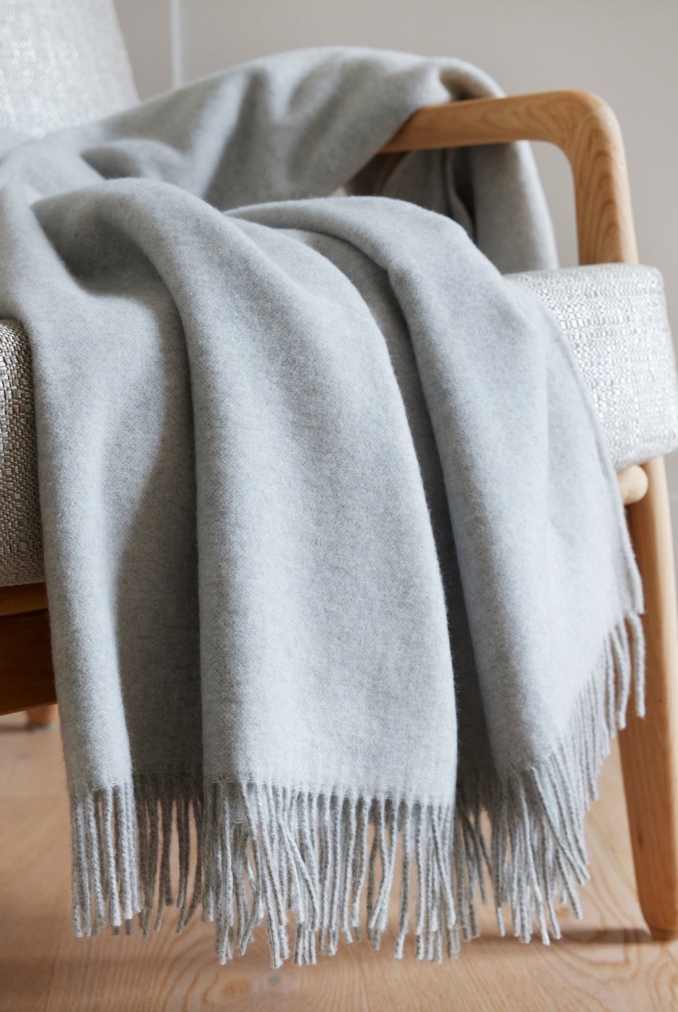 Weiche Decke LANA aus extrafeiner Schurwolle in Doubleface - Machart - FOX'S - Fashion