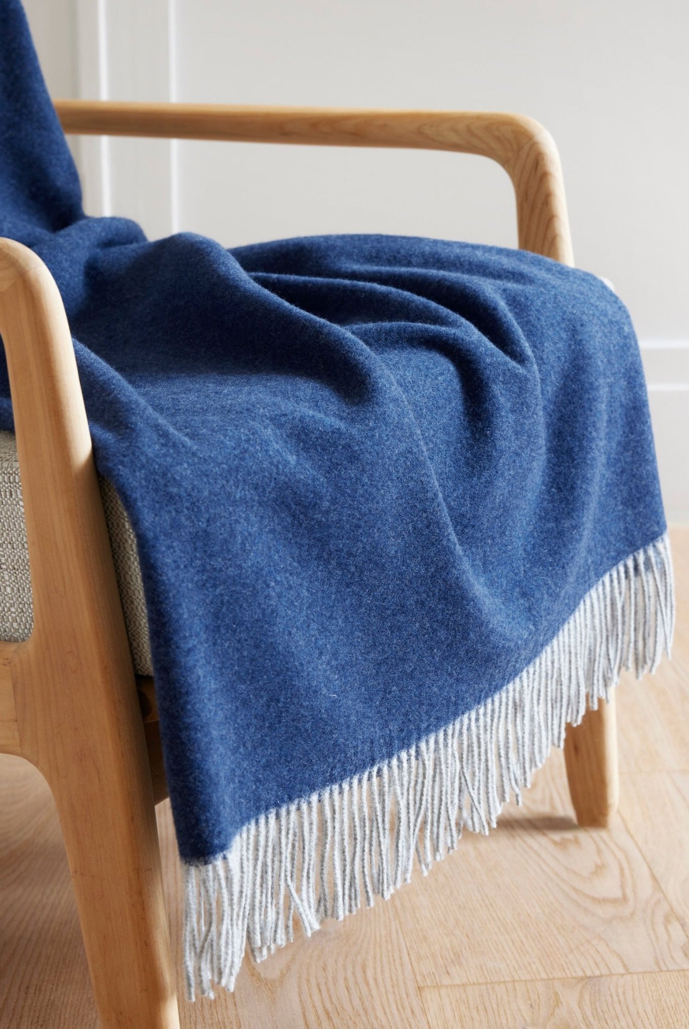 Weiche Decke LANA aus extrafeiner Schurwolle in Doubleface - Machart - FOX'S - Fashion