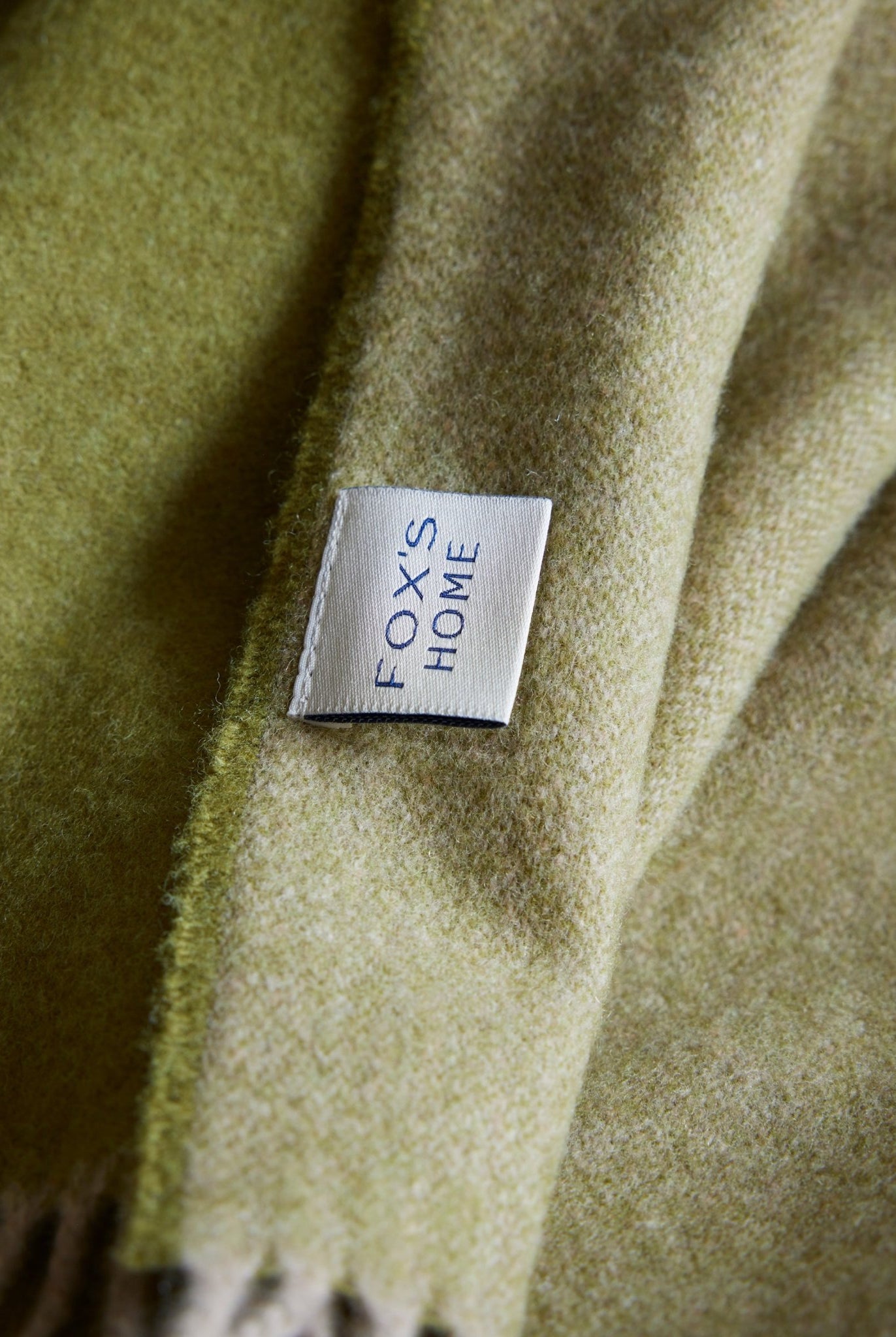 Weiche Decke LANA aus extrafeiner Schurwolle in Doubleface - Machart - FOX'S - Fashion