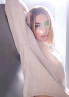 Legerer Strickpullover DEROLY mit hohem Kragen und langen Ärmeln in Beige
