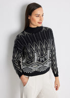 Gerader Strickpullover DARIBO mit hohem Kragen, langen Ärmeln und gelbem Muster