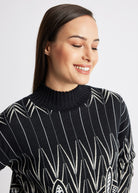 Gerader Strickpullover DARIBO mit hohem Kragen, langen Ärmeln und gelbem Muster
