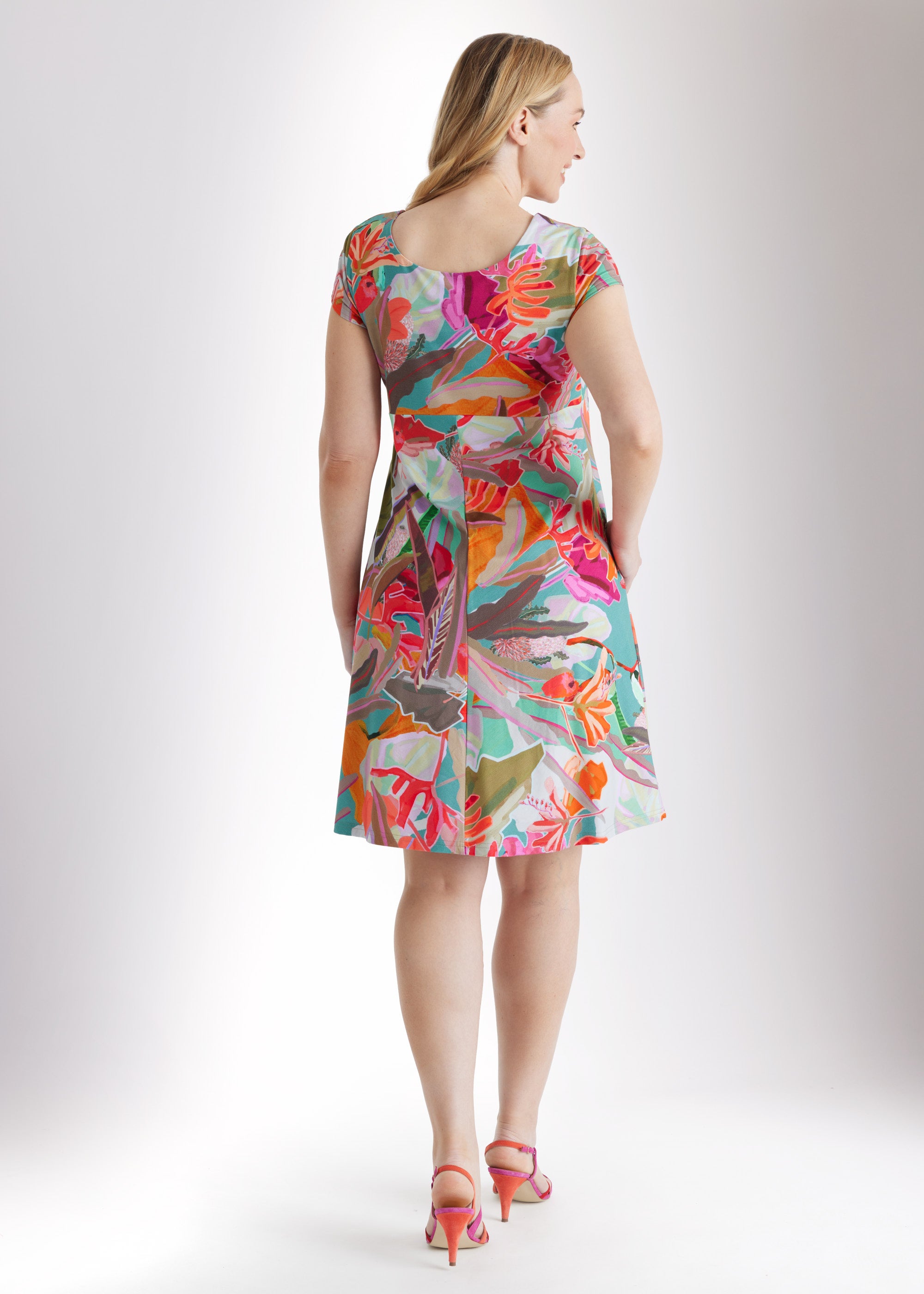 Tailliertes Kleid JOLIVA aus Viskosejersey mit Stretch - FOX'S - Fashion
