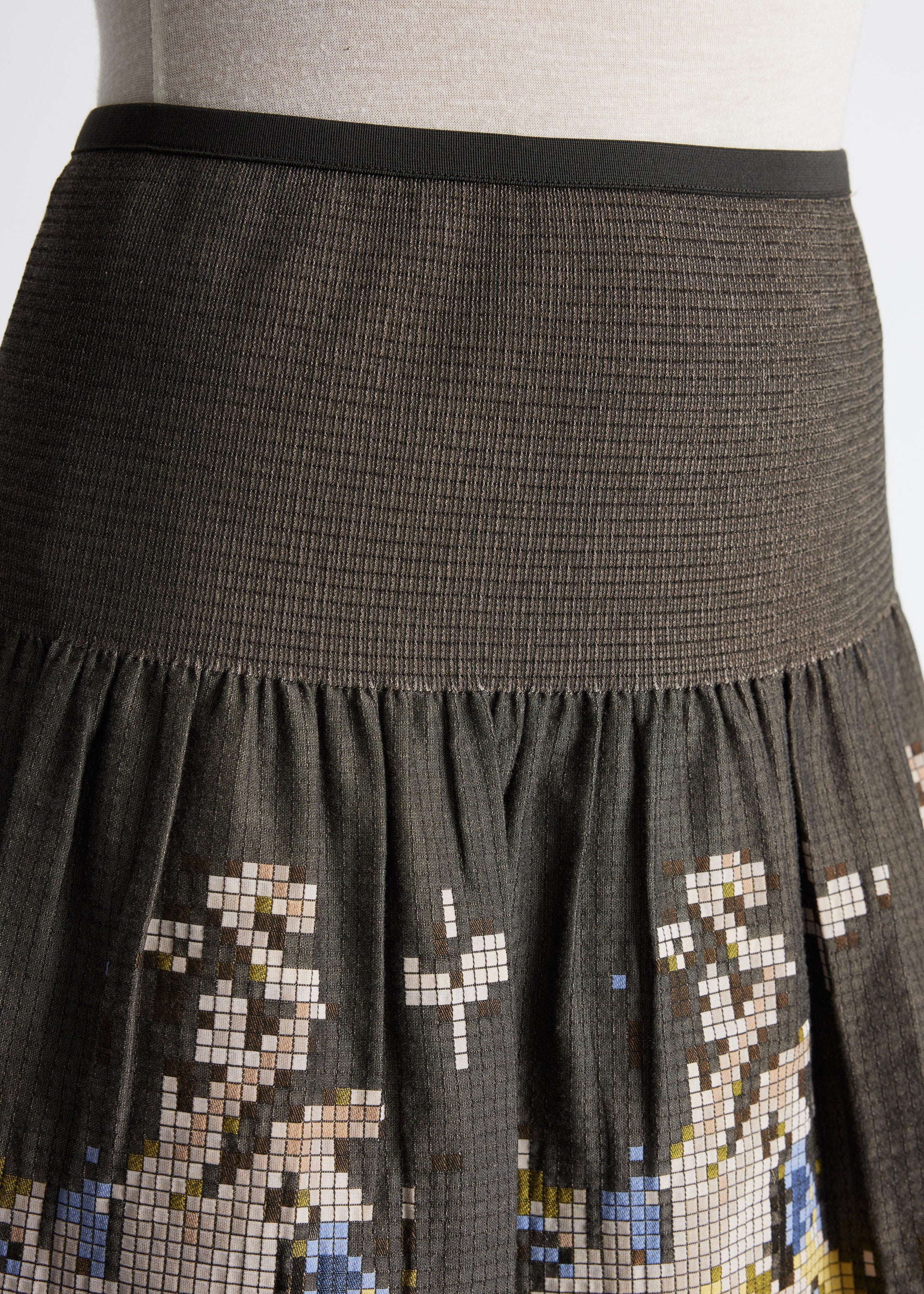 Kurzer One Size Rock LACROS-W mit Gummibund und Muster in Braun