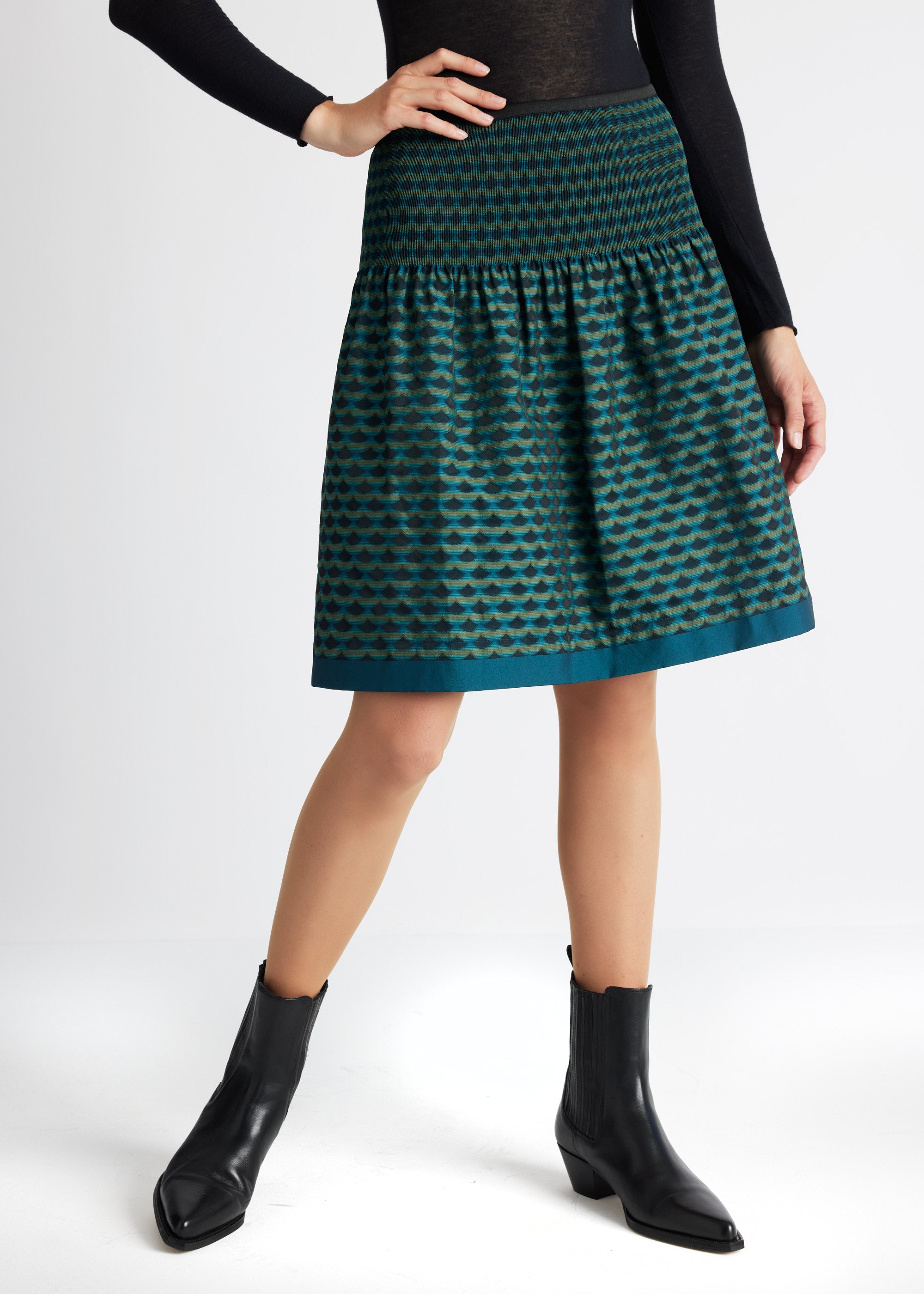Kurzer One Size Rock LUMIRO-W mit Gummibund und Muster in Petrol