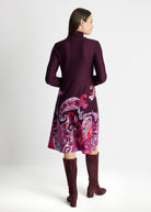 Midi-Kleid YIQUINA in A-Linie mit Stehkragen, Reißverschluss hinten, langen Ärmeln und Muster in Lila