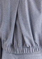 Blouson-Jacke YIJIRI mit Kragen, Knopfleiste und schrägen Taschen in Blau