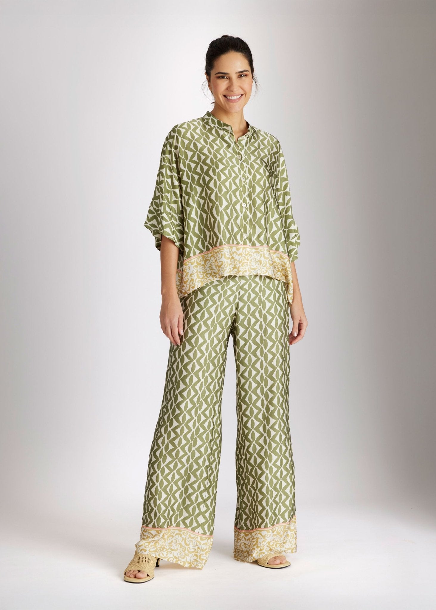 Coming Soon! Lange, legere Hose ZYTARI aus Viskose mit Gummibund - FOX'S - Fashion