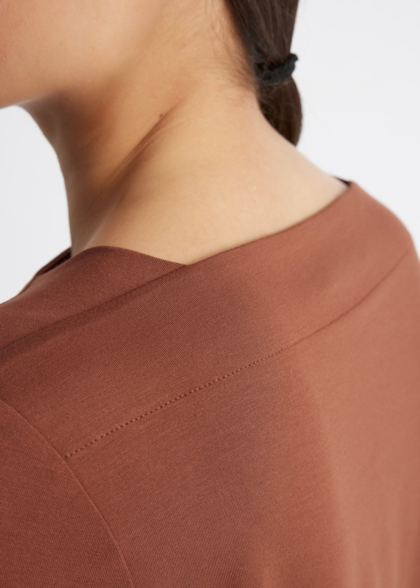 Gerades Shirt CESONTA aus softem Viskosejersey - FOX'S-Fashion