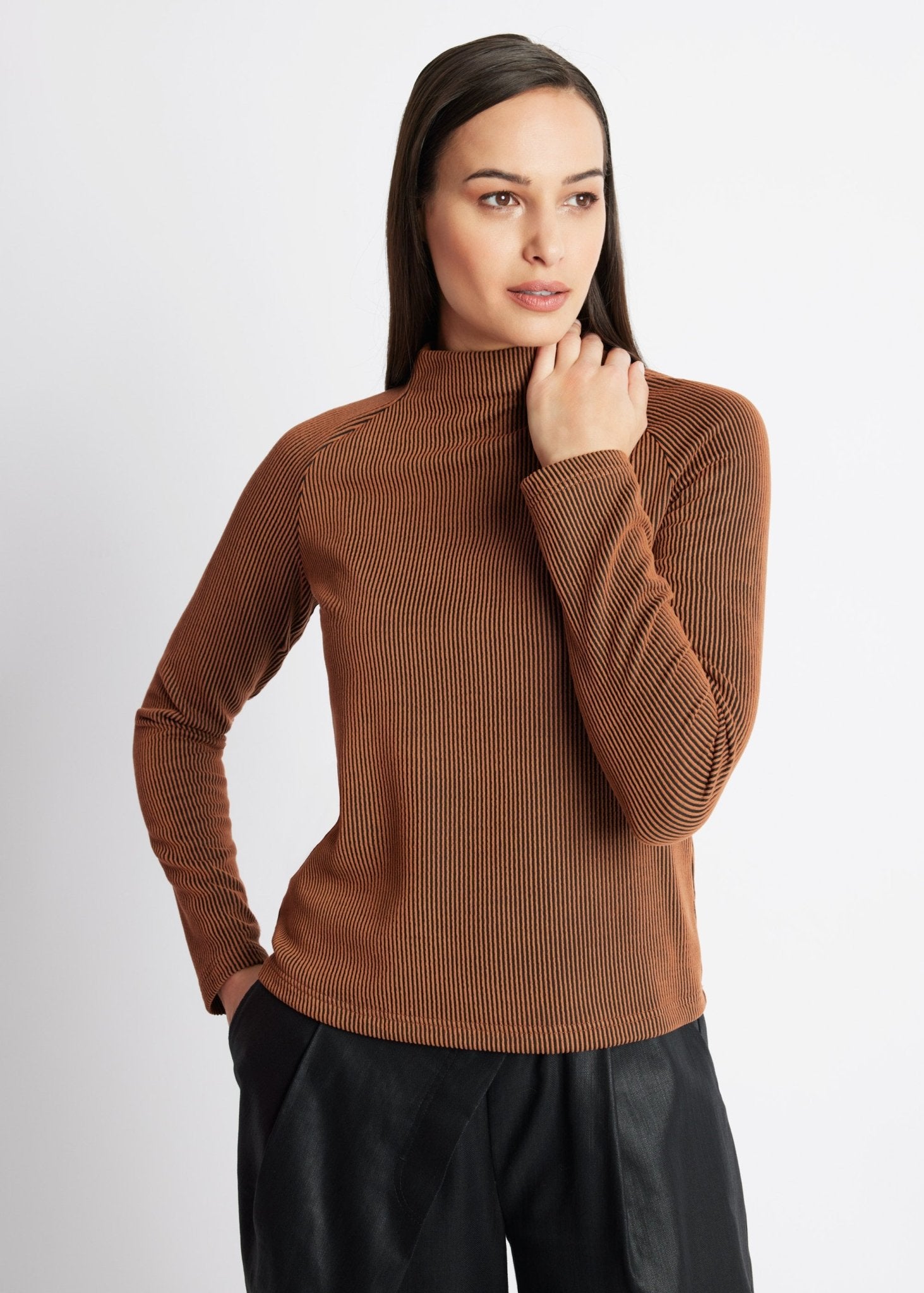 Gerades Shirt POETRA aus fein geripptem Viskose-Mix - FOX'S-Fashion
