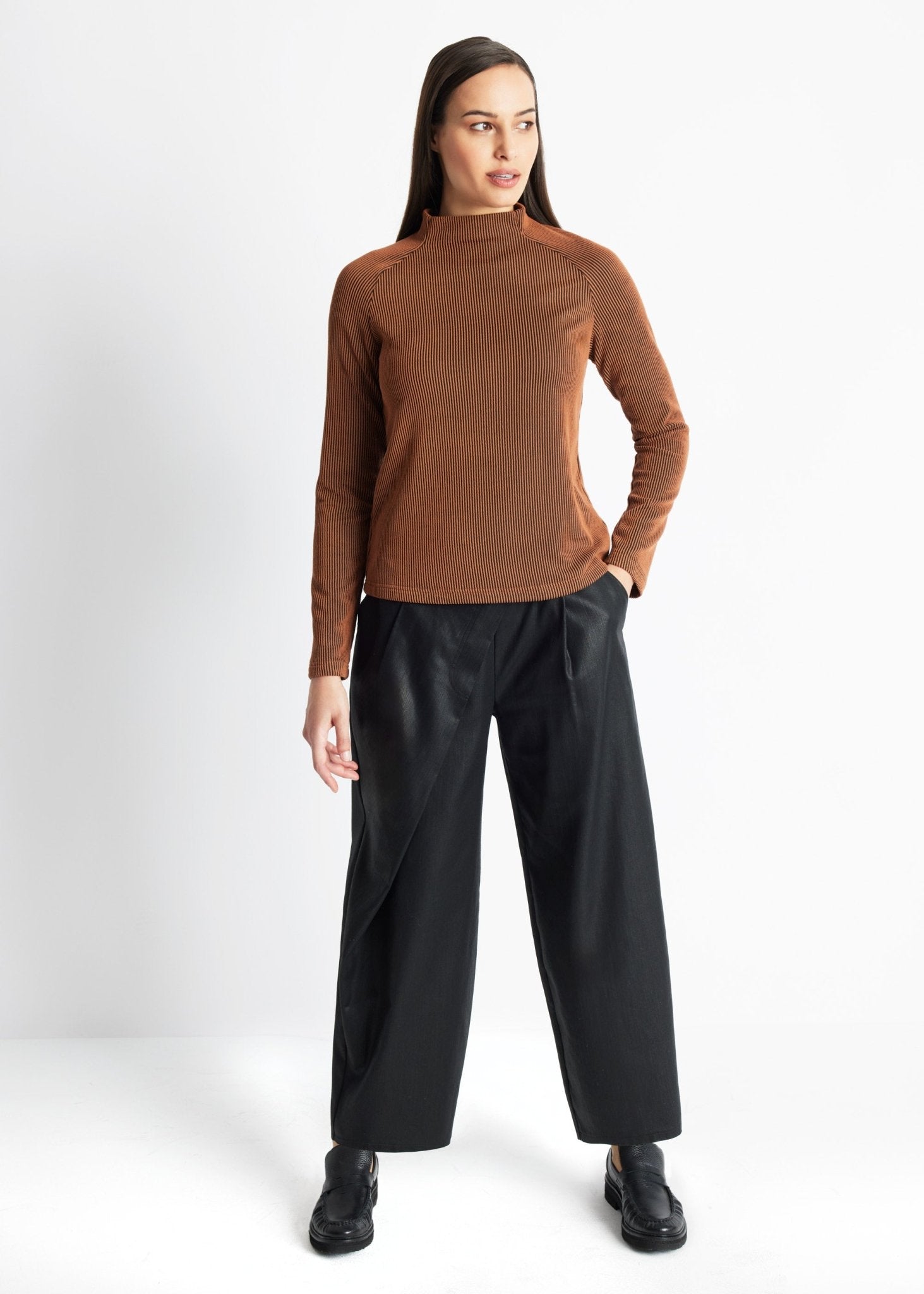 Gerades Shirt POETRA aus fein geripptem Viskose-Mix - FOX'S-Fashion