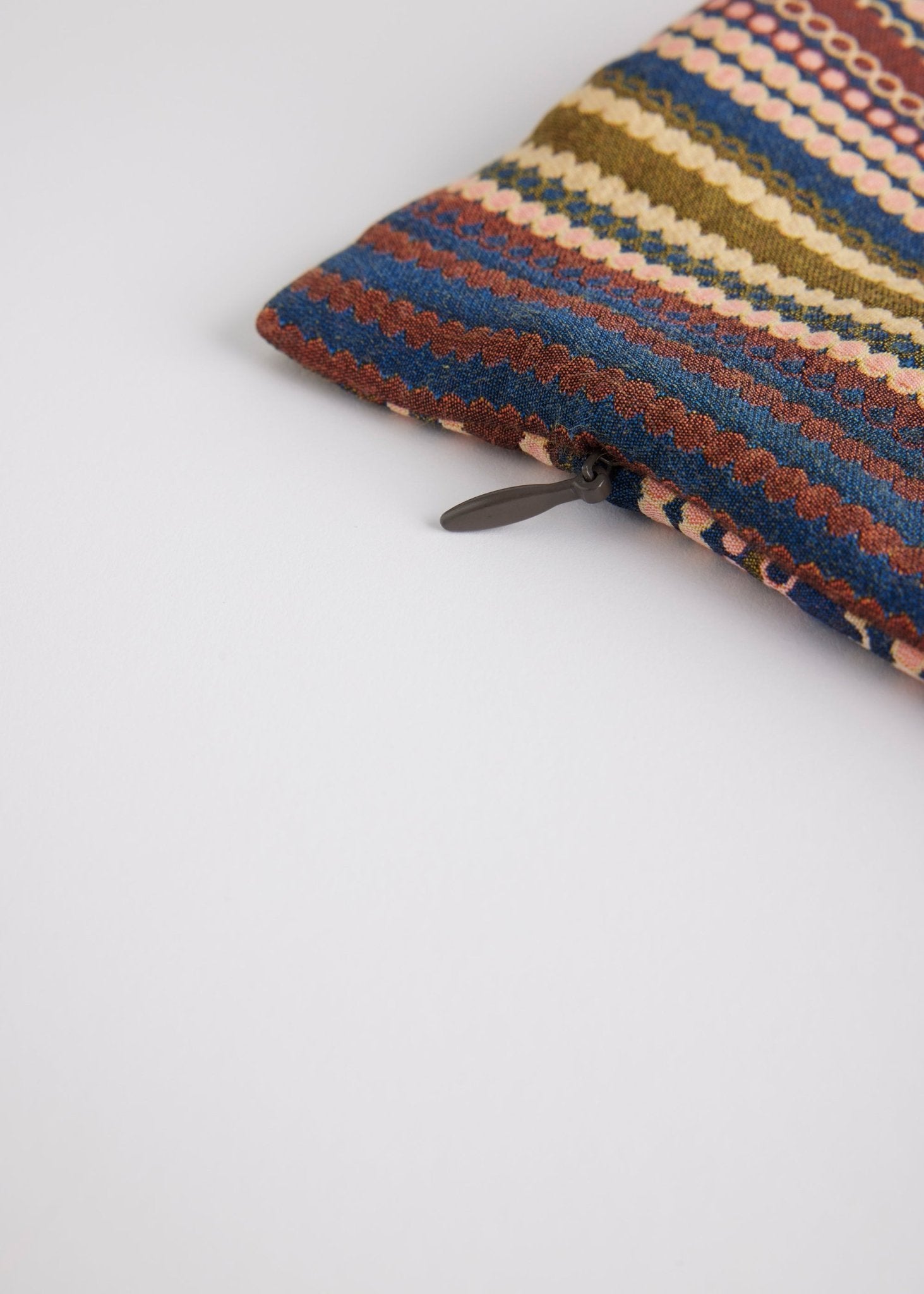 Gewebte Dekokissenhülle ELENA in edlem Jacquard aus Baumwoll - Mix - FOX'S - Fashion