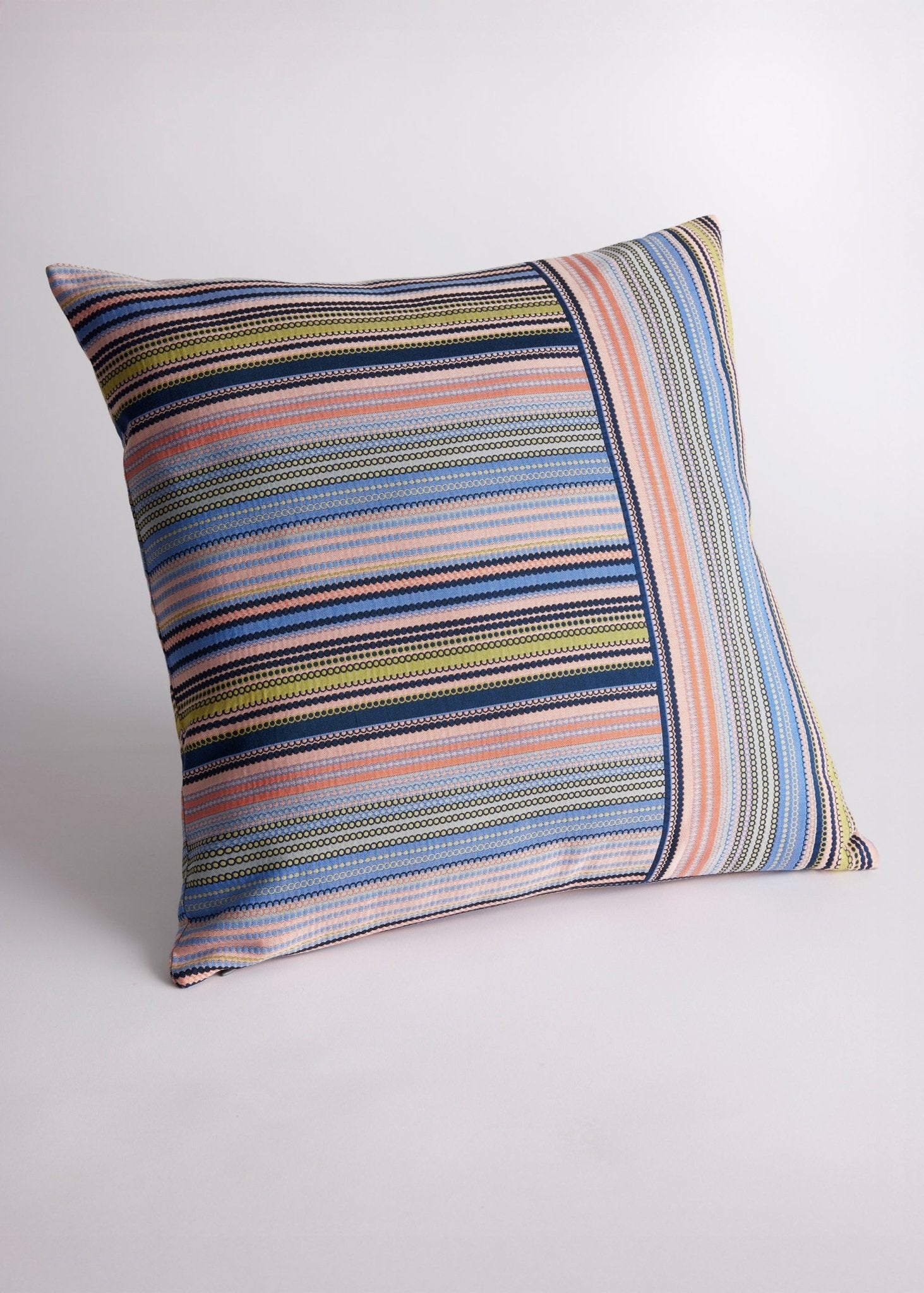 Gewebte Dekokissenhülle ELENA in edlem Jacquard aus Baumwoll - Mix - FOX'S - Fashion