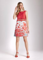 Kurzes, ärmelloses Kleid FADUNA mit A-Linien-Form, Karee-Ausschnitt und rotem Muster