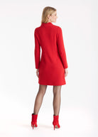 Kurzes Kleid HAJAPU mit Stehkragen, langen Armen und Eingrifftaschen in Rot