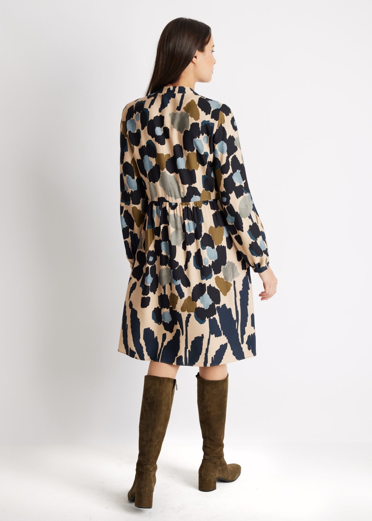 Kurzes Kleid VALUNA aus 100 % Viskose in leichter A-Linie - FOX'S-Fashion