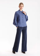 Hose WACORHO aus Cord mit lockerem Bein und Eingrifftaschen in Blau