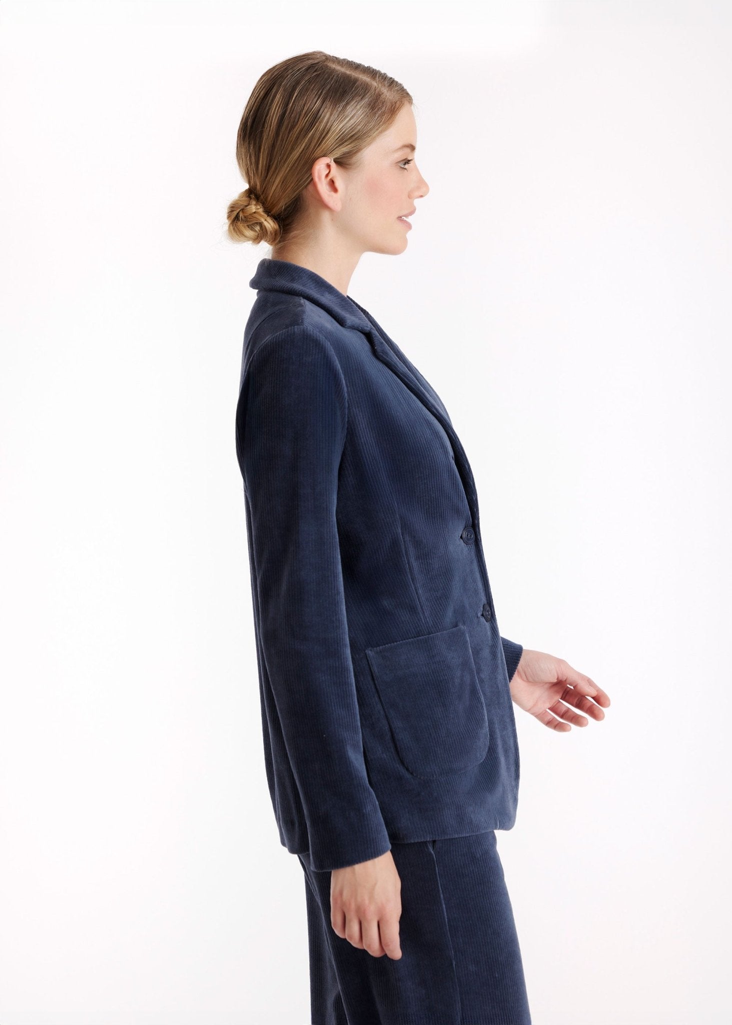 Langer Blazer WACORBLA aus Cord mit Kragen, Knopfleiste und aufgesetzten Taschen in Blau