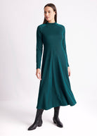 Langes Kleid PETRONO aus fein geripptem Viskose-Mix in A-Linie - FOX'S-Fashion