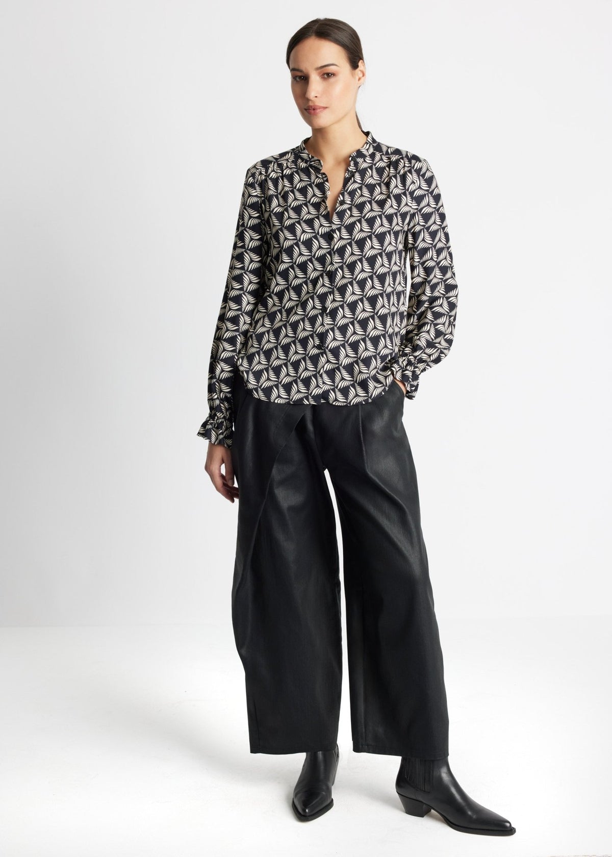 Legere Bluse VALYRA aus 100 % Viskose - FOX'S-Fashion