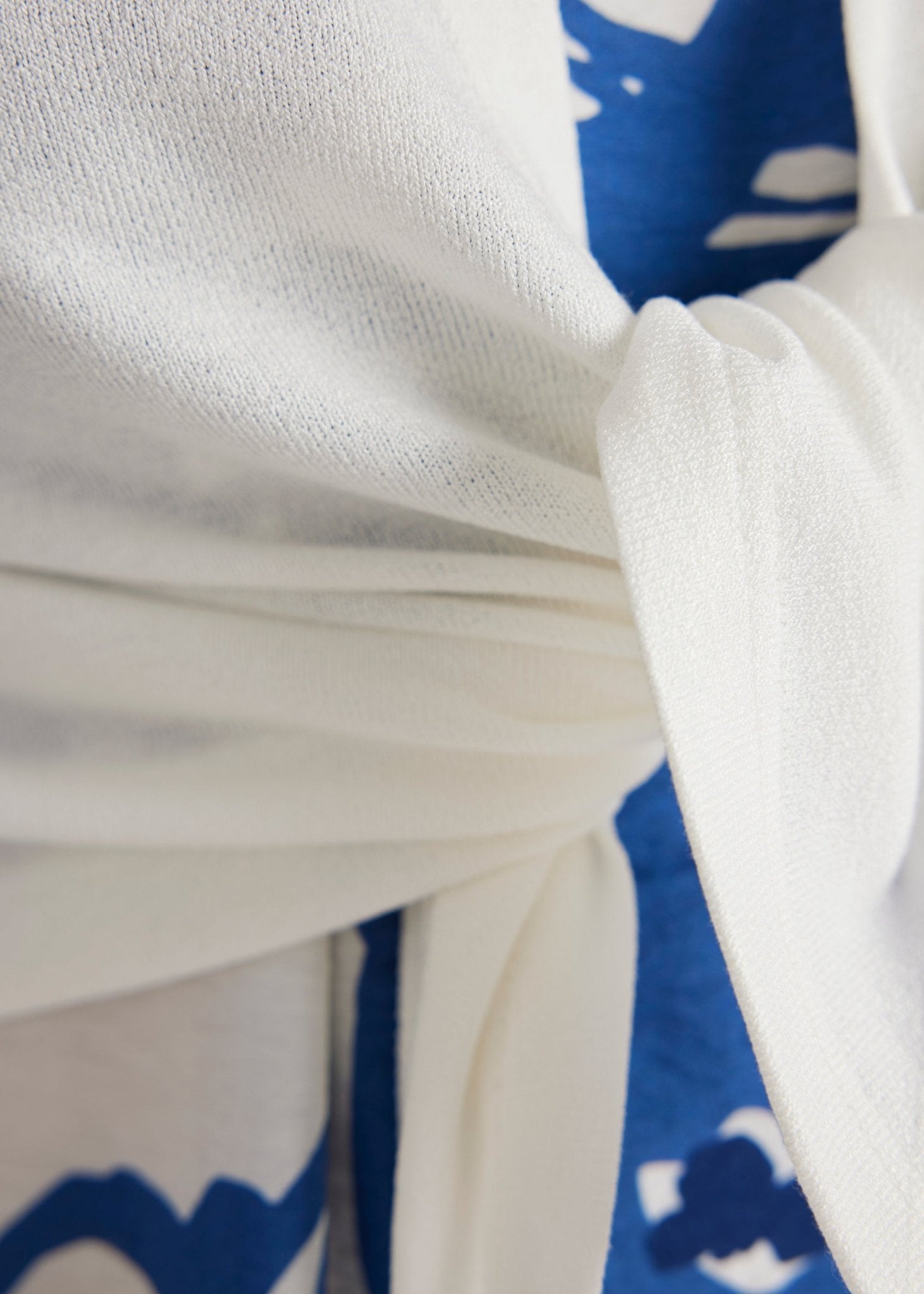 Bolero HOLLYWOOD zum Binden mit langen Ärmeln in  Weiß