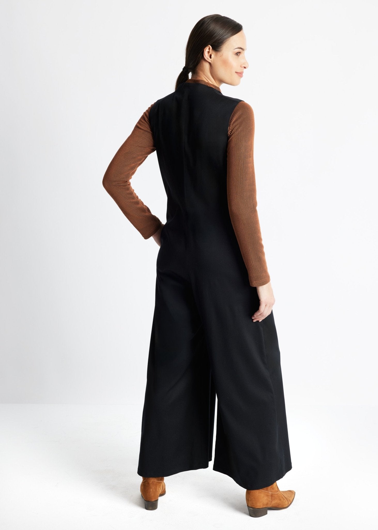 Legerer Jumpsuit QUMSUI aus glattem Viskosejersey - FOX'S-Fashion
