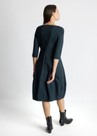 Midi-Kleid JAROBO aus Viskose-Mix mit leichter O-Form - FOX'S-Fashion