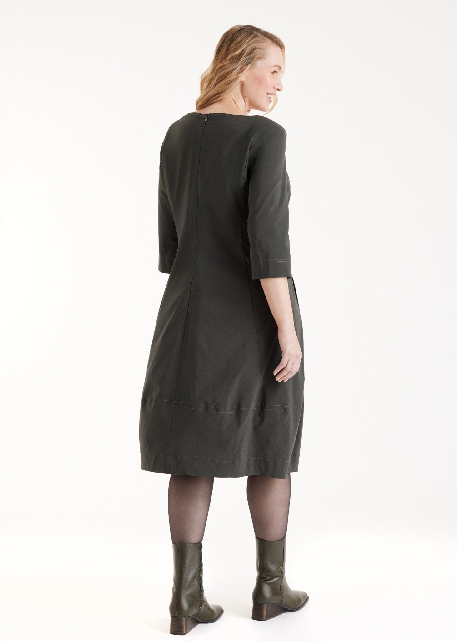 Midi - Kleid JAROBO aus Viskose - Stretch mit leichter O - Form - FOX'S - Fashion