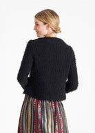 Pullover GADUNI mit hohem Rundhals und langen Armen in Fransen-Optik in Schwarz