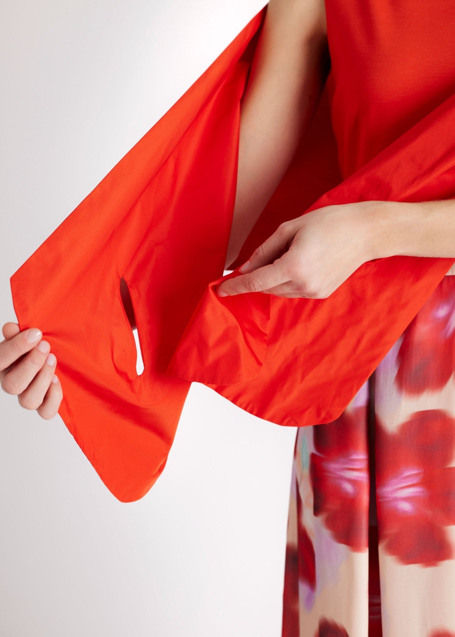 Rechteckige Stola STOLIA aus Taft mit Durchzugschlitz - FOX'S - Fashion