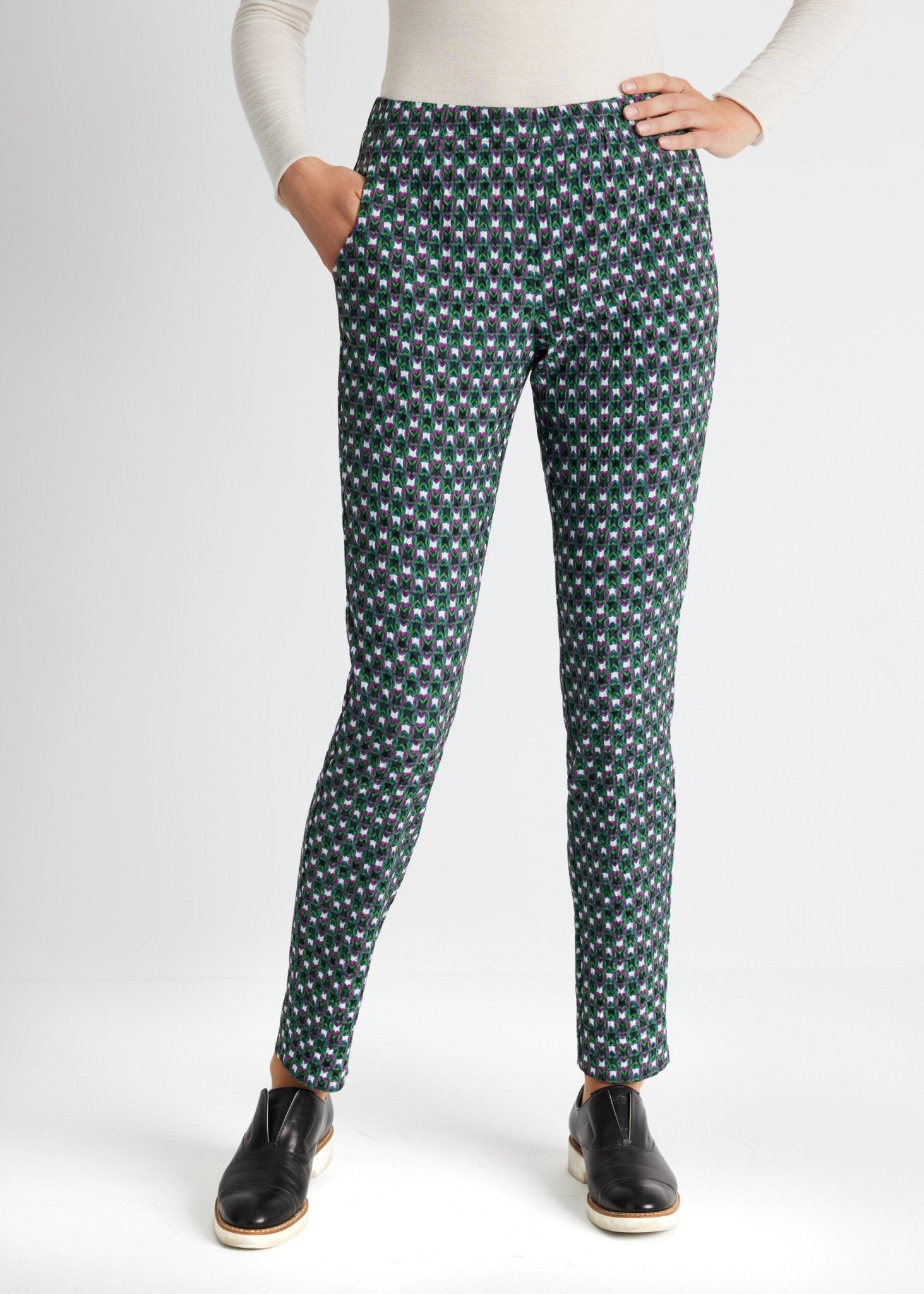 Schmale Hose ENESTRA aus Viskose-Mix mit Gummibund - FOX'S-Fashion