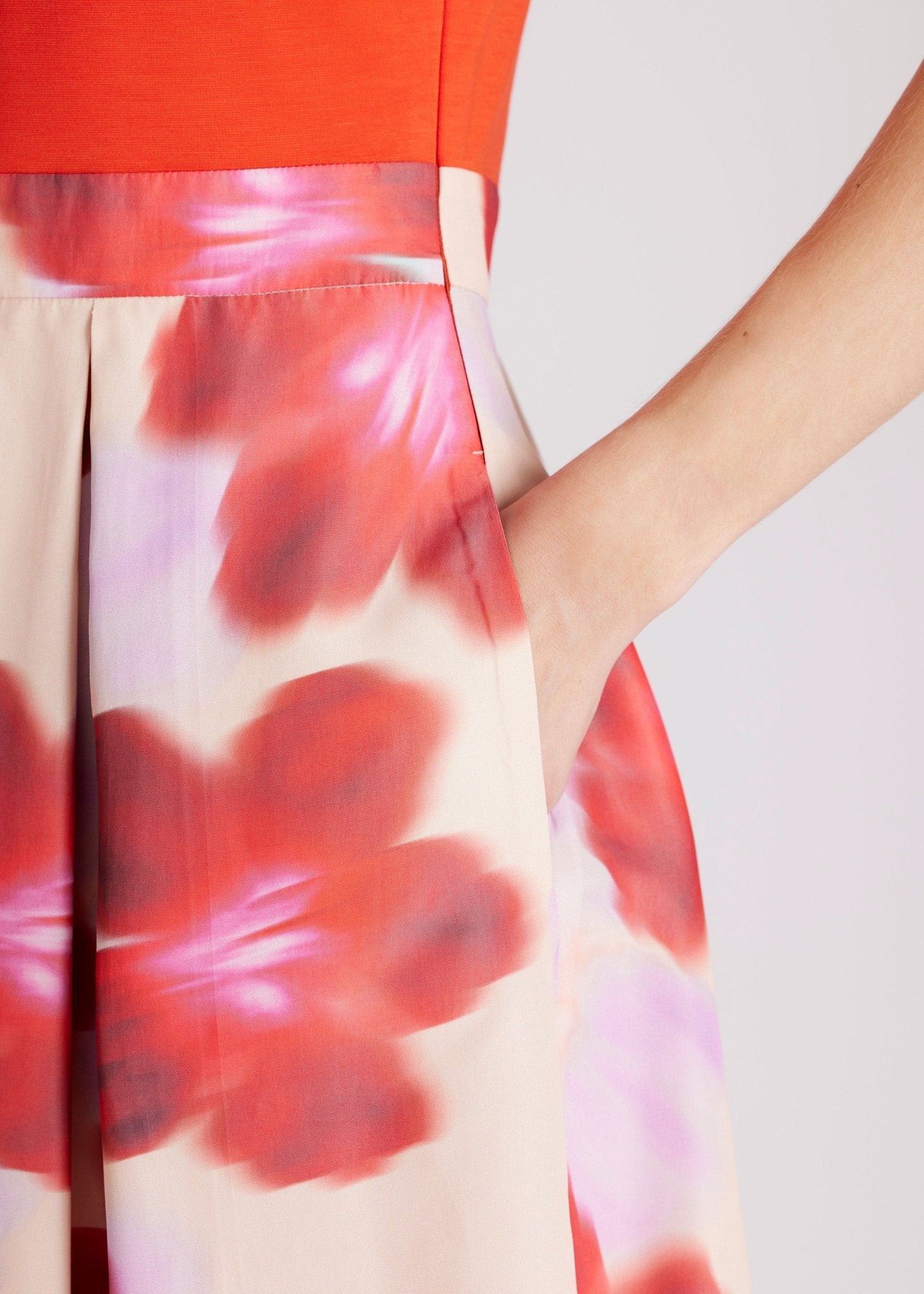 Tailliertes Kleid SUDIBARA im Patch aus Viskosejersey und Taft - FOX'S - Fashion