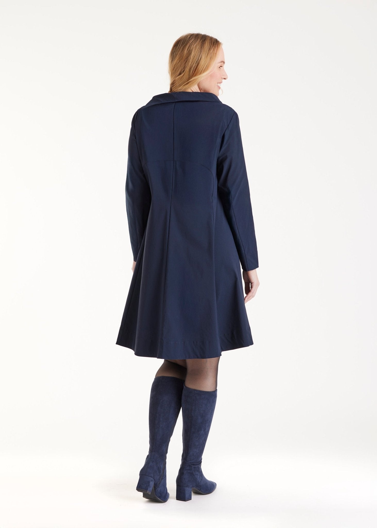 Kurze Tunika JUNIKA mit Kragen, langen Armen und seitlichen Eingrifftaschen in Dunkelblau