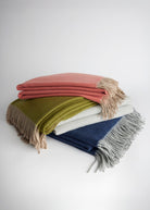 Weiche Decke LANA aus extrafeiner Schurwolle in Doubleface - Machart - FOX'S - Fashion